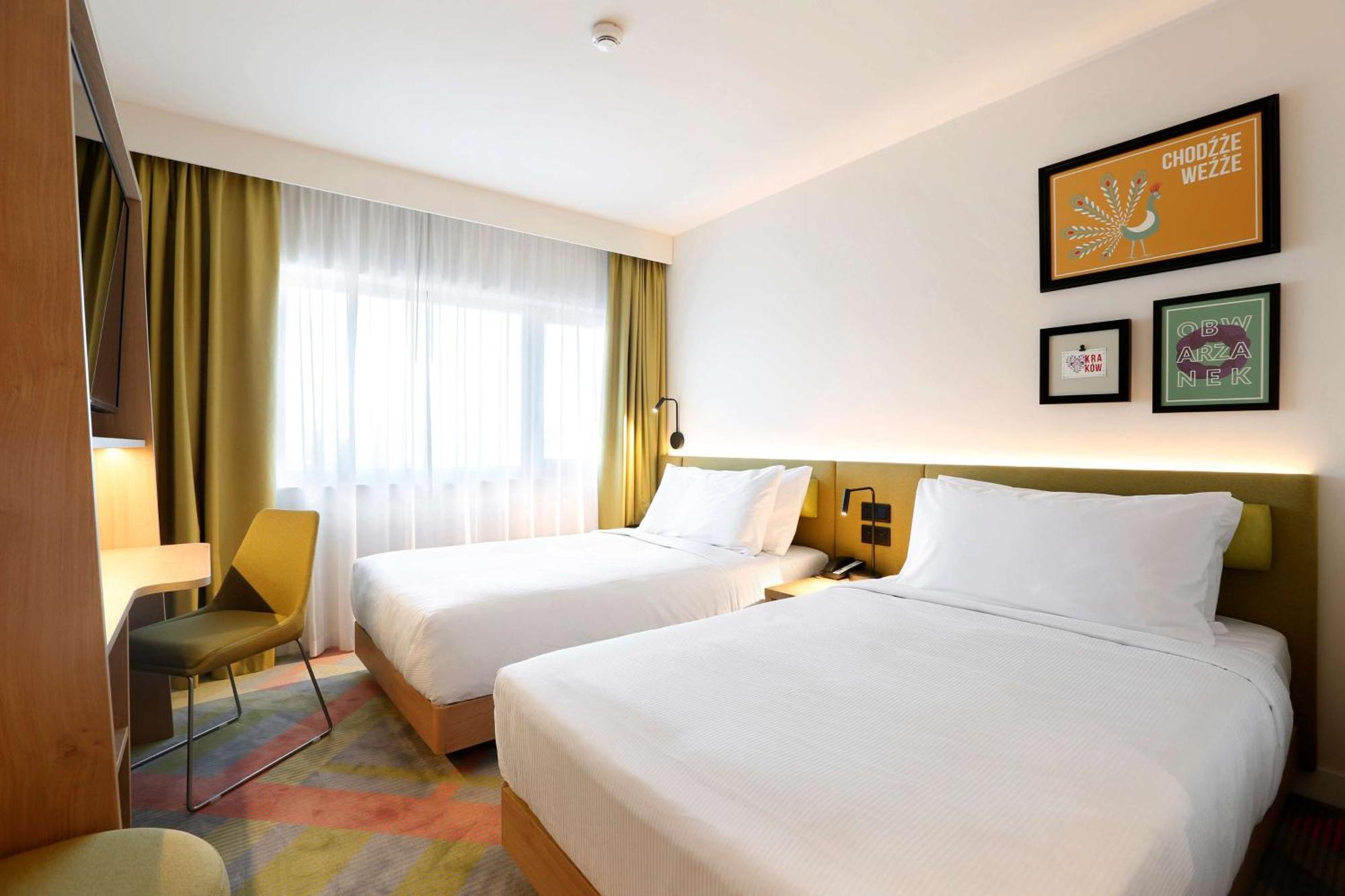 Hampton By Hilton Krakow Airport 3*