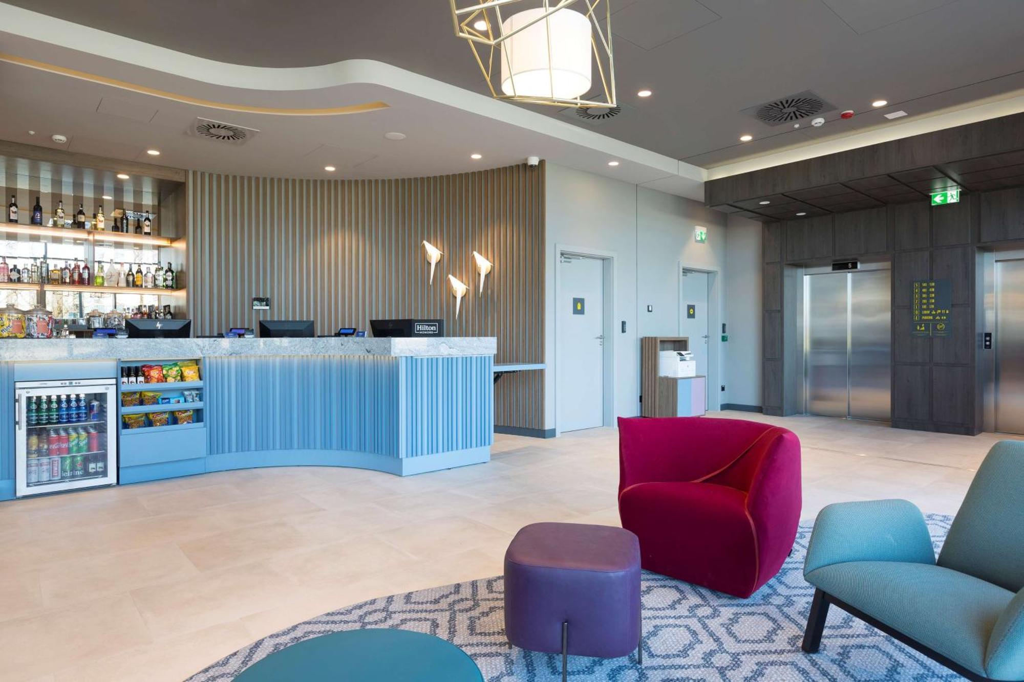 Hotel Hampton By Hilton Krakow Airport 3*